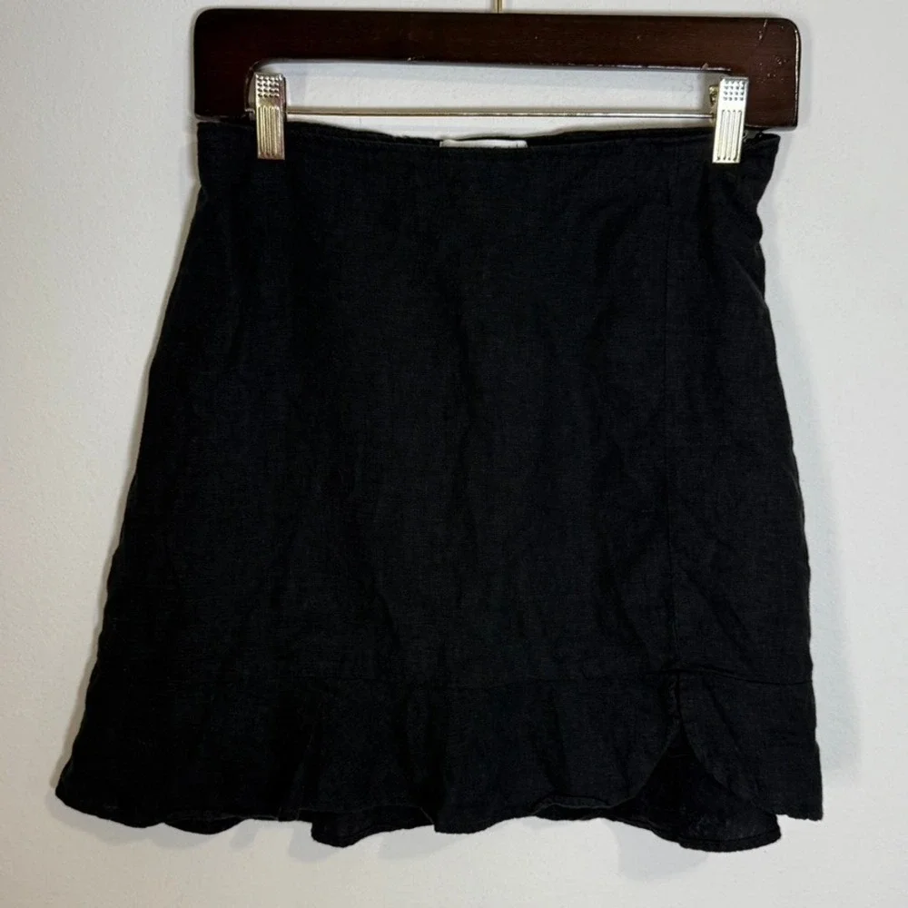 Abercrombie & Fitch this skirt